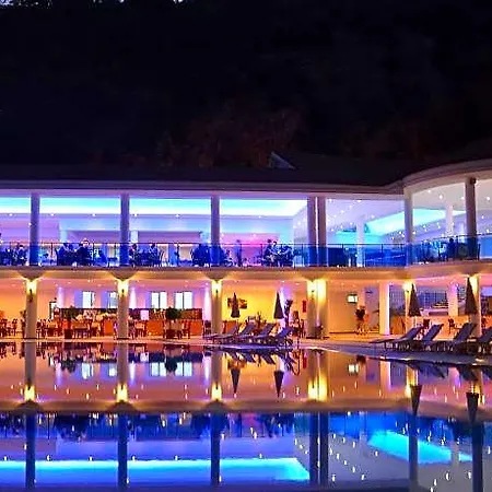 Montebello Hotel 3*