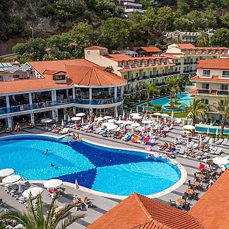 Hotel Montebello Cedit