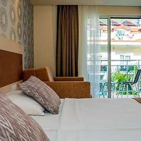 Montebello Hotel Cedit