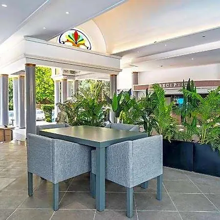 Montebello Hotel 3*
