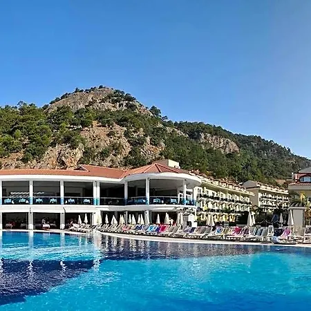 Montebello Hotel 3*