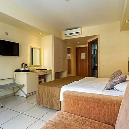 Hotel Montebello Cedit